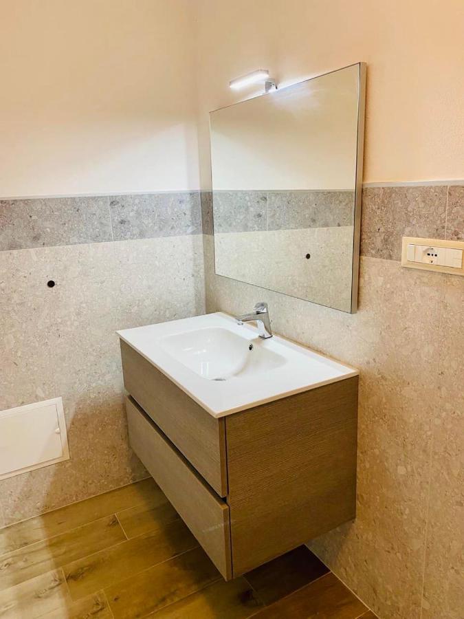 Appartement Nuova Residenza Dei 7 Pini A Pochi Passi Dal Mare à Porto Pino Extérieur photo