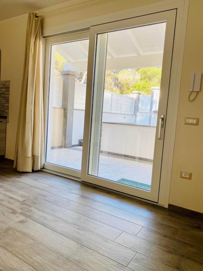 Appartement Nuova Residenza Dei 7 Pini A Pochi Passi Dal Mare à Porto Pino Extérieur photo