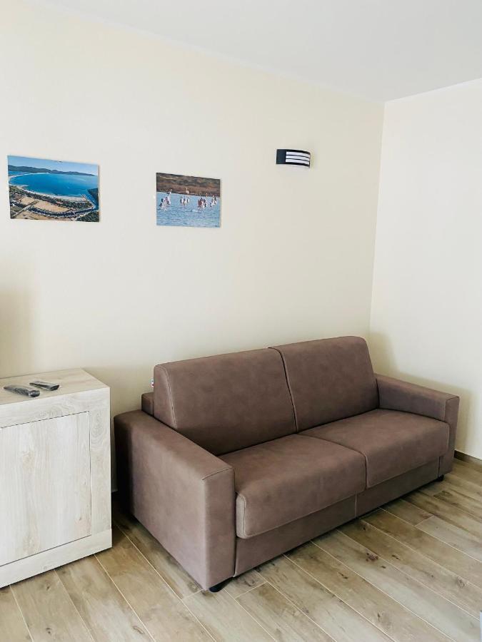 Appartement Nuova Residenza Dei 7 Pini A Pochi Passi Dal Mare à Porto Pino Extérieur photo