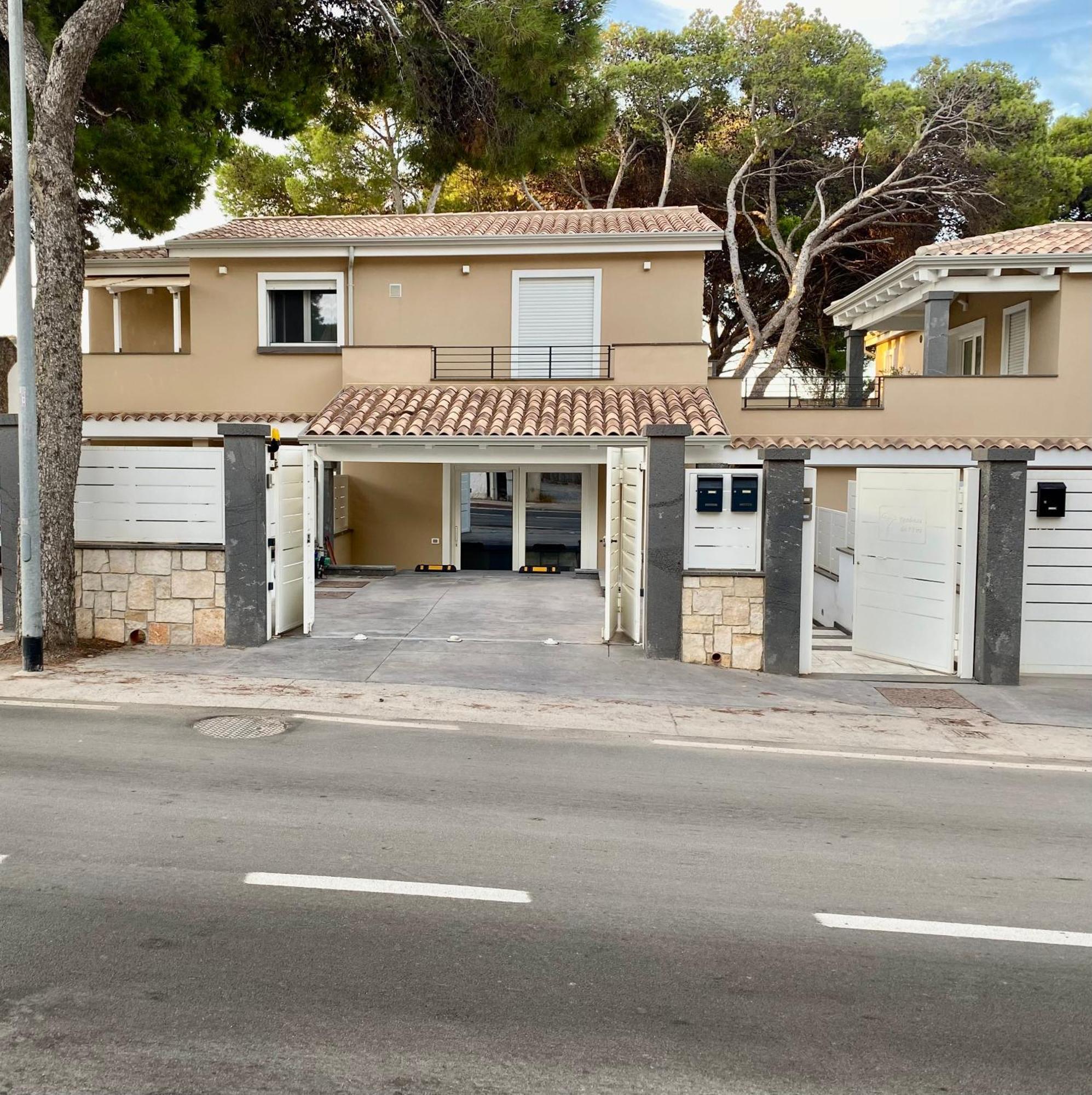 Appartement Nuova Residenza Dei 7 Pini A Pochi Passi Dal Mare à Porto Pino Extérieur photo